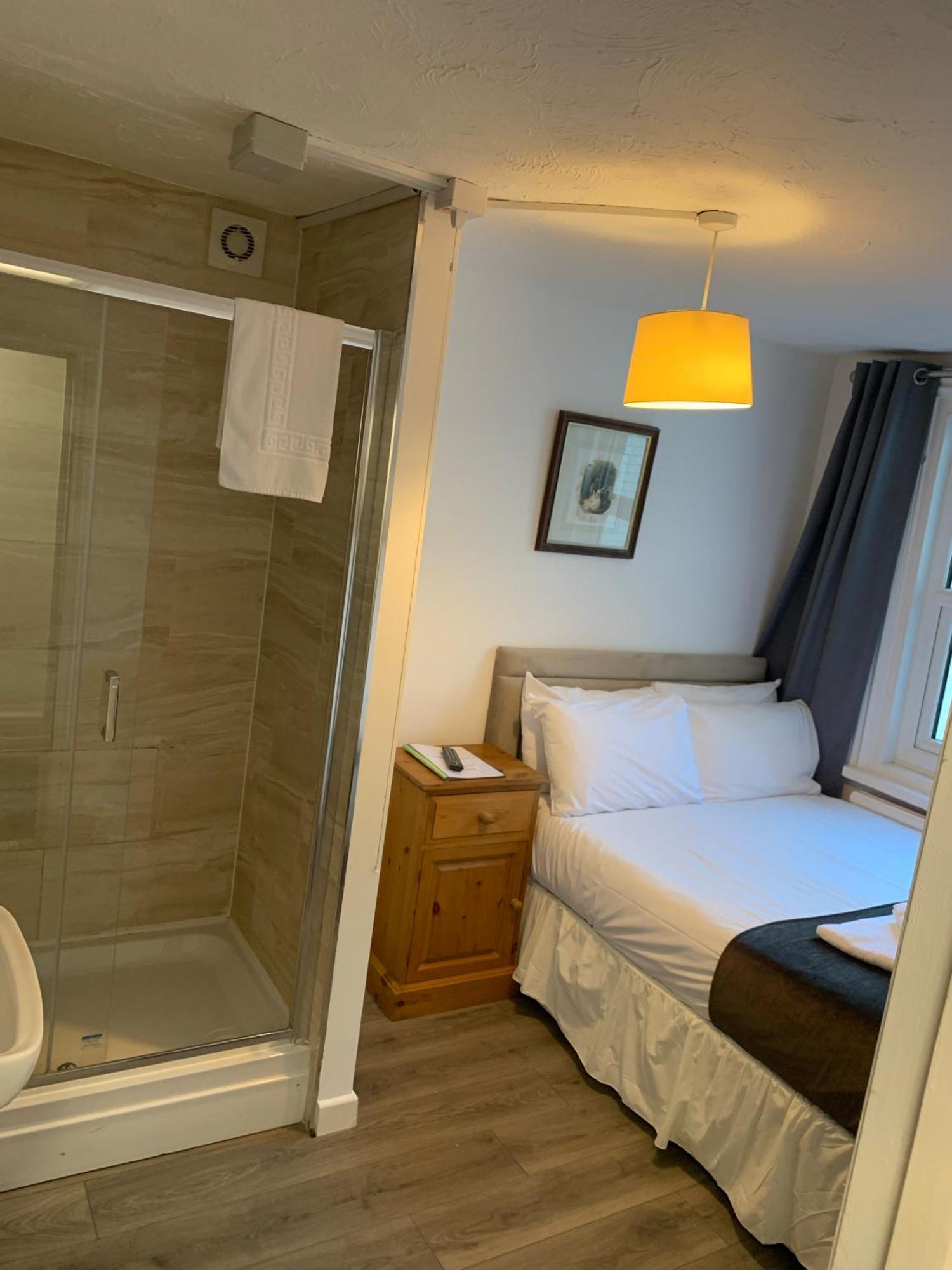 Lady Hamilton Inn Портцмаус Экстерьер фото