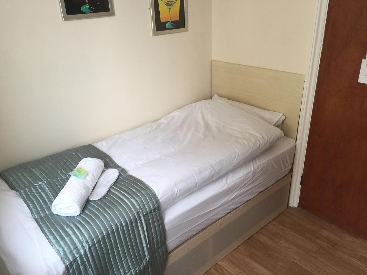 Lady Hamilton Inn Портцмаус Экстерьер фото